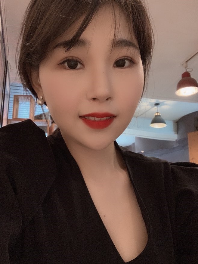 송○현 (○ Hyun Song) 사진