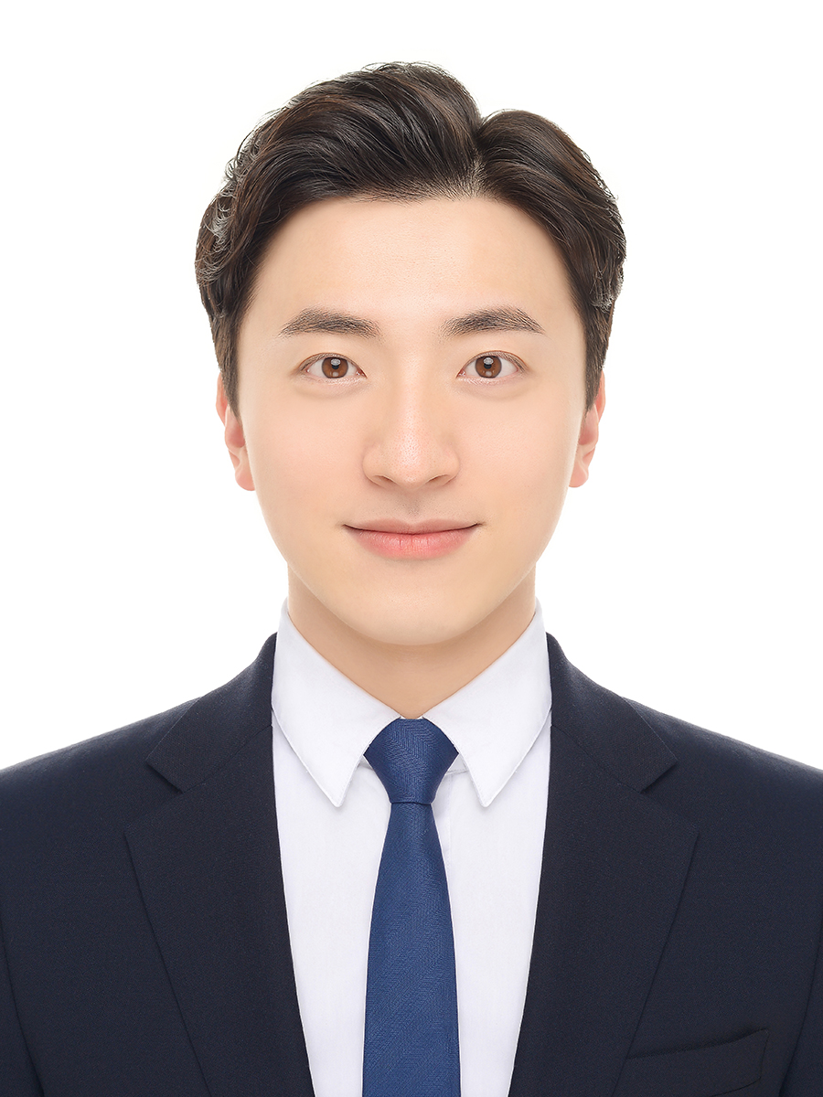 김○현 (○ Hyun Kim) 사진